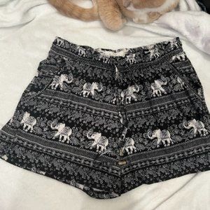 SZ S PINK ROSE BOHO ELEPHANT SHORTS